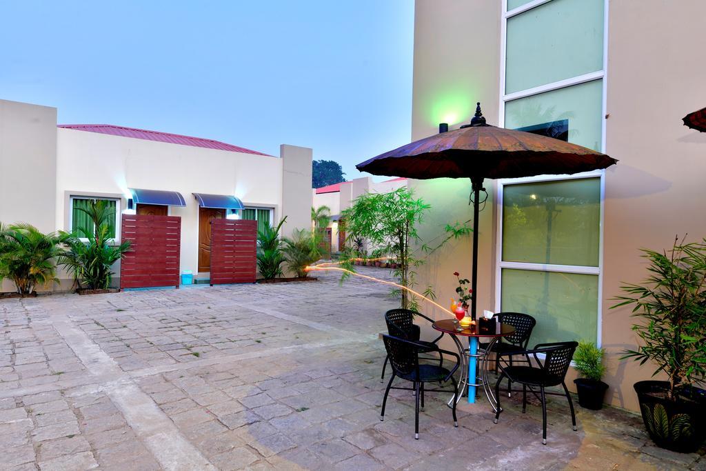 Kanbawza Hinthar Hotel Баго Экстерьер фото
